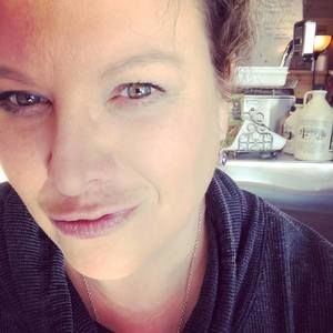 Meet your Posher, Renee